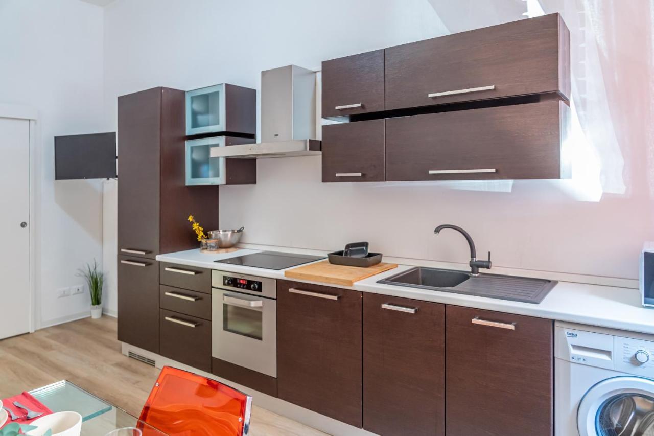 Casa Golgi - Pavia City - By Host4U Екстериор снимка
