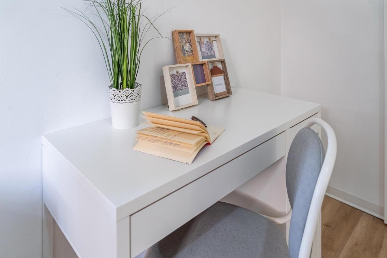 Casa Golgi - Pavia City - By Host4U Екстериор снимка