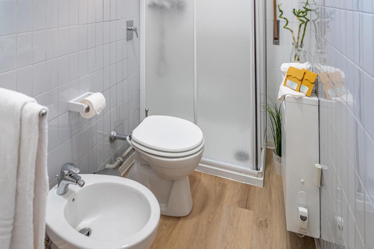 Casa Golgi - Pavia City - By Host4U Екстериор снимка